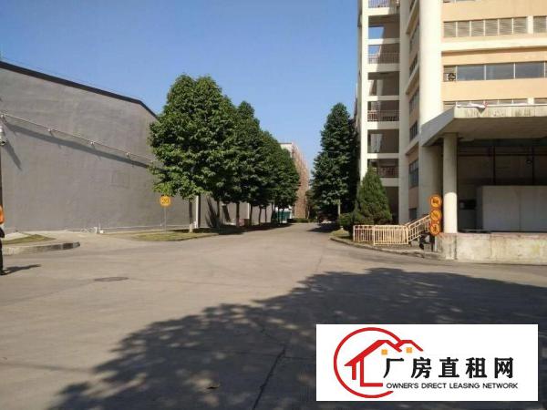 
急急急独门独院5200平厂房出租现成水电装修