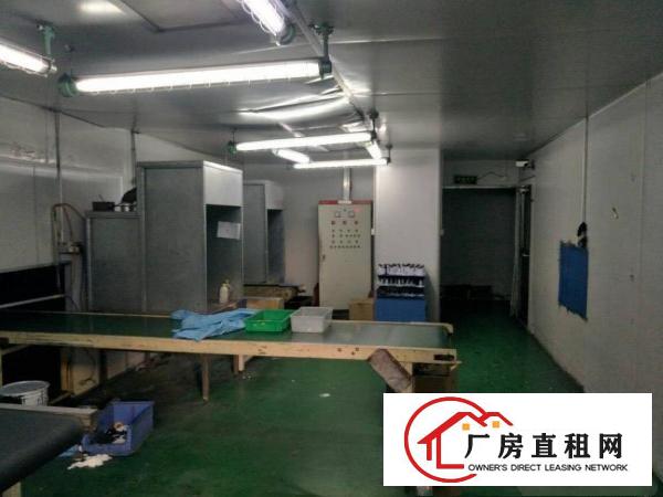 
凤岗五联新出新厂房喷油工厂转让，设备齐全！