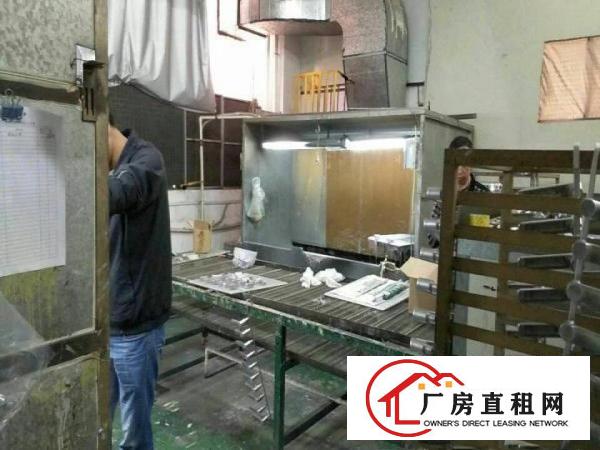 
凤岗雁田喷油厂房出租，现成水电现成，现成设备！
