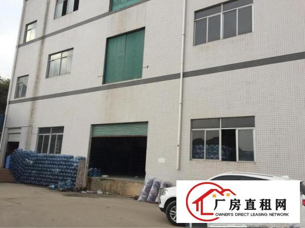 
凤岗凤德岭新出楼上带精美装修1600平米厂房招租