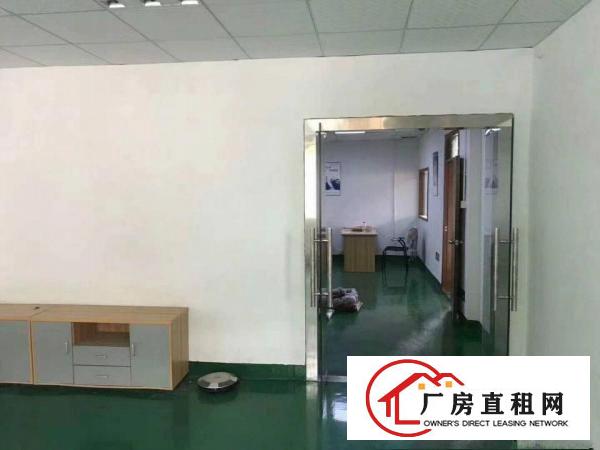 
凤岗工业园厂房2楼950平方带水电办公室出租