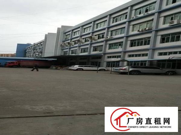 
凤岗工业园厂房2楼950平方带水电办公室出租