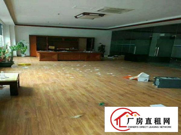
凤岗1500平方米带行车带装修厂房出租
