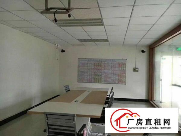
雁田二楼2300平米（带豪华装修）出租