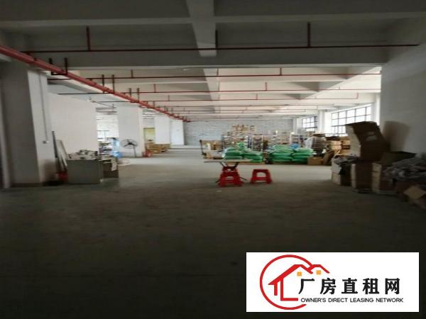 
凤岗黄洞（高大上楼上厂房）1200平米带装修招租。