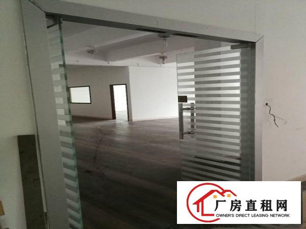
凤岗五联带装修2楼2500平方厂房出租