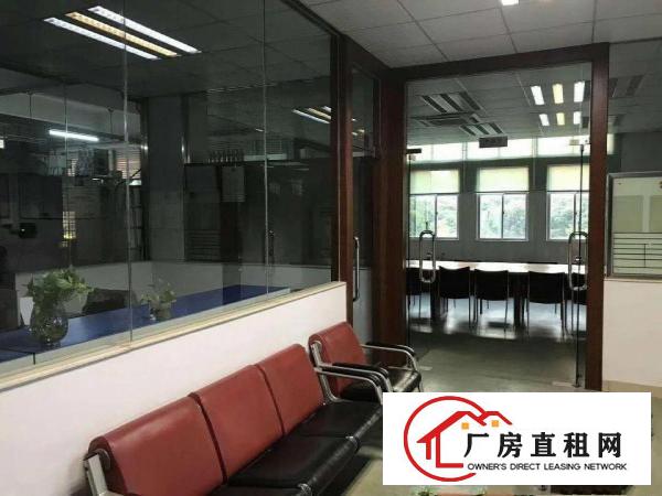 
凤岗新出业主带装修厂房二楼1920平方
