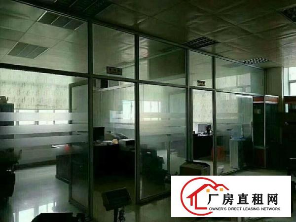 
凤岗大型工业园新空出二楼2560带有豪华装修可分租