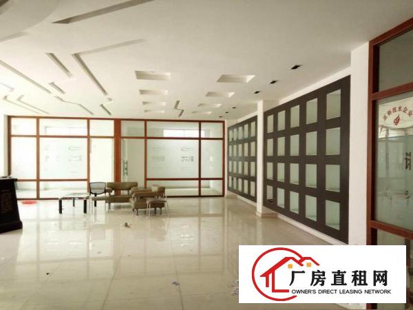 
凤岗新出楼上1950带豪华装修（无需转让费）