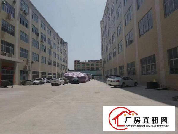 
凤岗三联路楼上整层厂房面积5000平，形象非常好