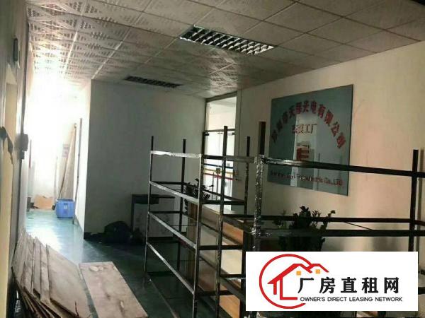 
凤岗雁田4楼1000平厂房，带精品办公室装修