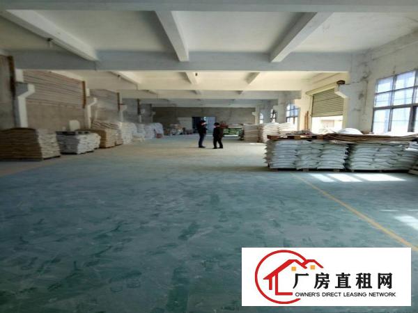 
金凤凰工业区新出一楼800二楼1200平带水电装修