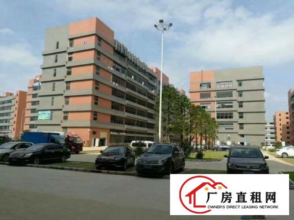 
凤岗高速口1700平方标准带装修带消防水电出租