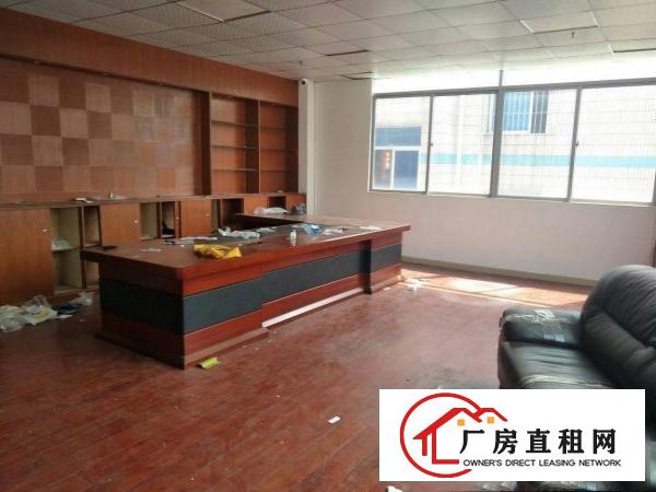 
官井头工业区新出楼上厂房，1100平方，现成装修