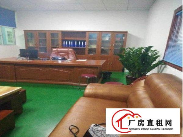 
急租！凤岗镇凤德岭成熟工业园1600平楼上厂房出租
