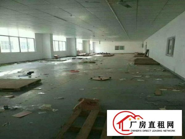 
全新及带装修楼上厂房出租）凤岗雁田1500平米厂房