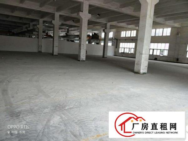 
东莞清溪镇中心标准厂房2楼1500㎡带装修厂房转租无转让费