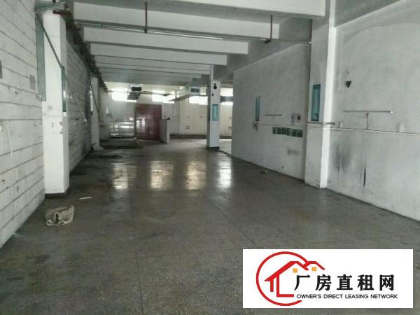 
清溪位于镇中心厂房960平米