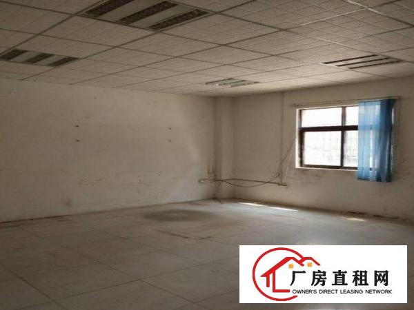
清溪三中原房东一楼550平米带装修招租，空地大