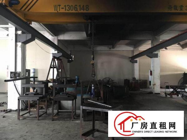 
清溪三中一楼厂房出租带航车1130平适合注塑模具CNC