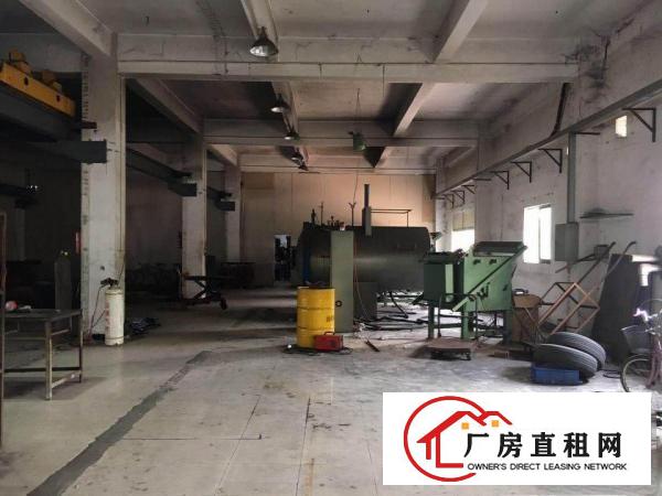 
清溪三中一楼厂房出租带航车1130平适合注塑模具CNC