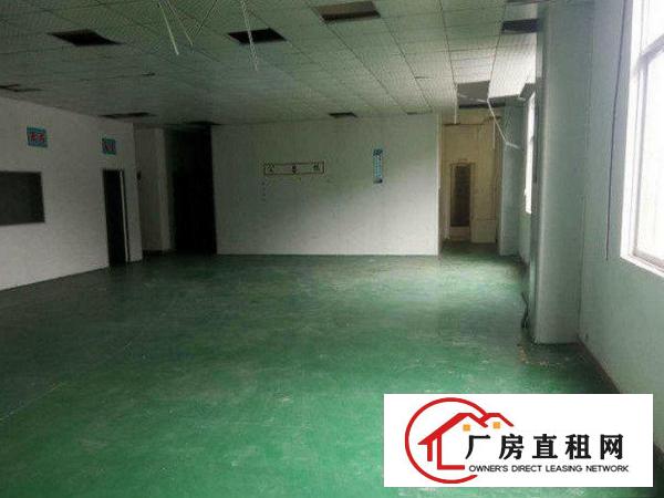 
清溪松岗工业区独院厂房2楼750平米，现成吊顶地漆