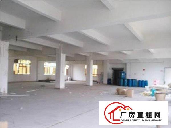 
清溪青皇原房东厂房一楼600平出租，带装修水电