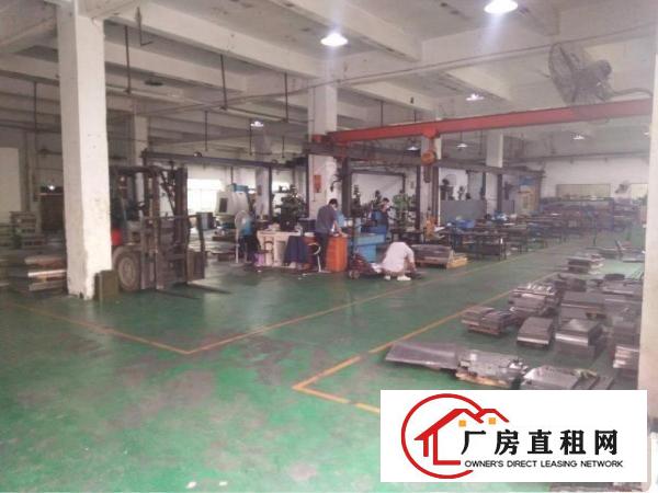 
清溪三中带装修标准厂房一楼1380平方低价急租