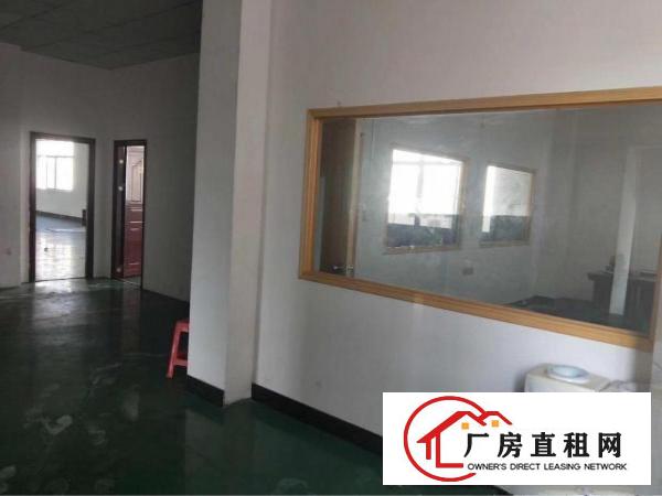 
清溪镇新出楼上带装修厂房出租