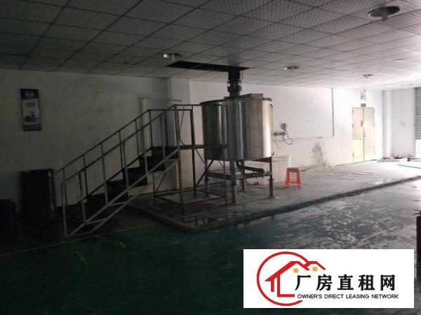 
东莞清溪汽车站旁边二楼厂房500平找租