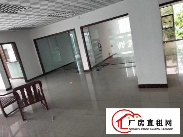 
清溪镇新出标准楼上带现成装修厂房出租