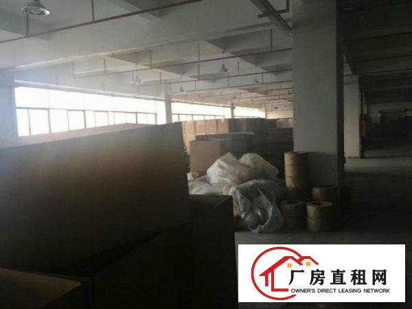 
清溪高速出口楼上4500平方整层带消防喷淋厂房出租