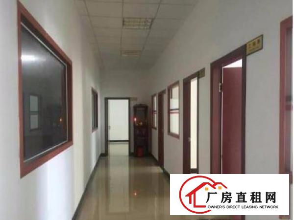 
		横沥恒泉原房东标准一楼厂房2000平有精装办公室，可分租
	