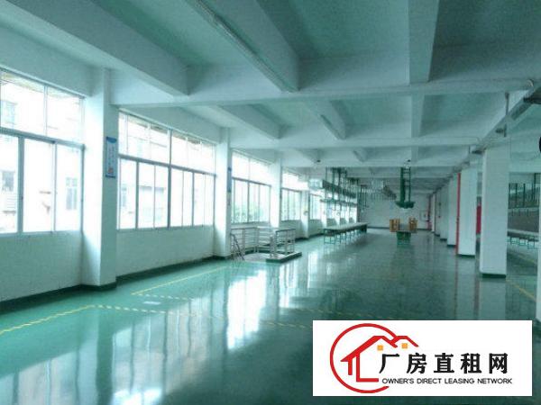 
		横沥水边楼上标准厂房1500平环境优美火热招租
	