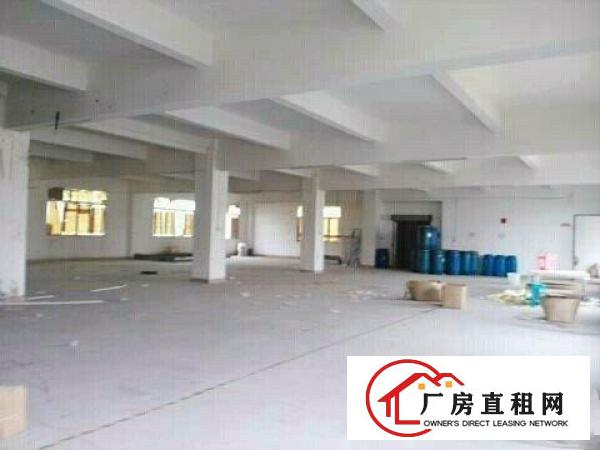 
		西城工业区，标准厂房2楼1800平米，形象非常好。
	