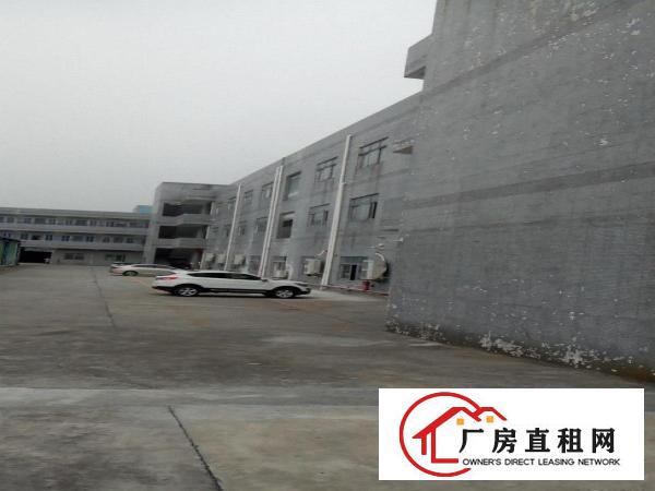 
		隔坑厂房厂房2000平米
	