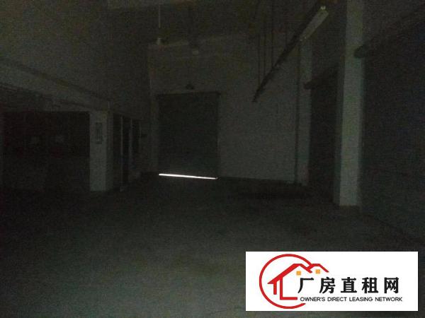 
		厂房出租（可以分租）-横沥
	
