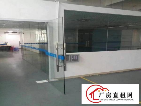 
		三江工业区电子厂分租二楼
	