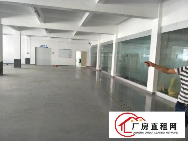 
		新城工业区独院6000平方五金厂出租
	