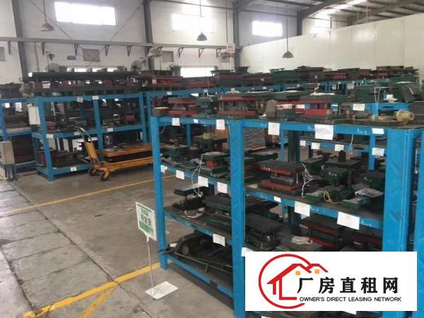 
		横沥新出独院单一层厂和冲压机器出租
	