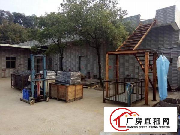 
		现空出2000平方单一层独院厂房出租
	