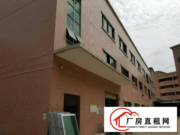 
		横沥镇三夏村附近独院厂房分租二楼2300
	