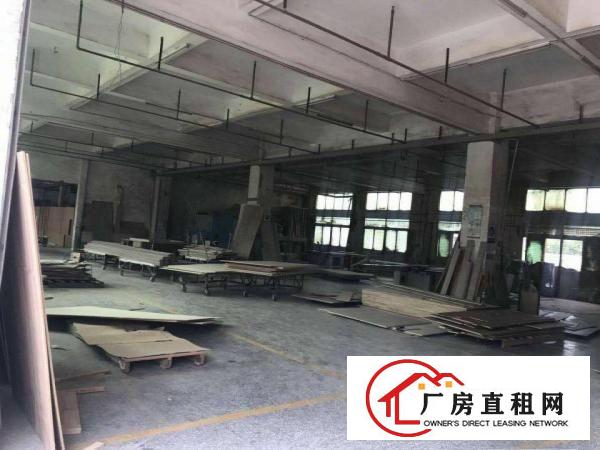 
		橫沥原房东标准独院2400平米厂房整租或者分租
	