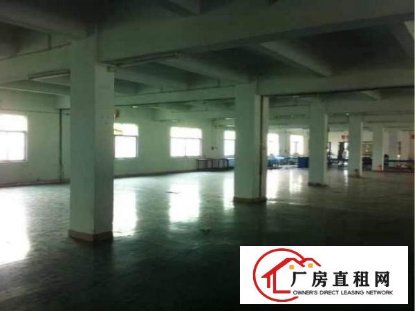 
		东莞市横沥镇西城工业区东部快线出口标准独院出租
	