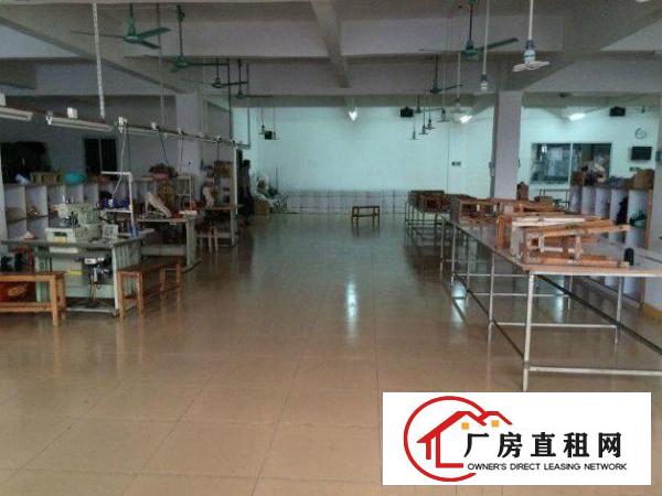 
		东坑标准厂房楼上800平形象好招租
	