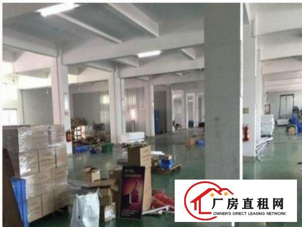 
		楼上便宜租！东坑黄屋楼上厂房800平米空地大
	
