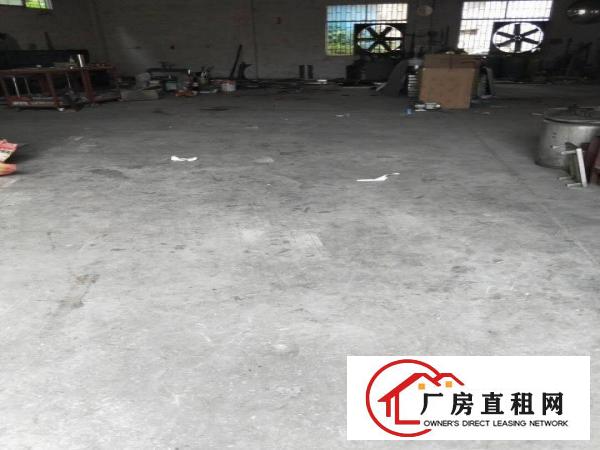 
		东坑镇黄冚1号仓库310平米
	