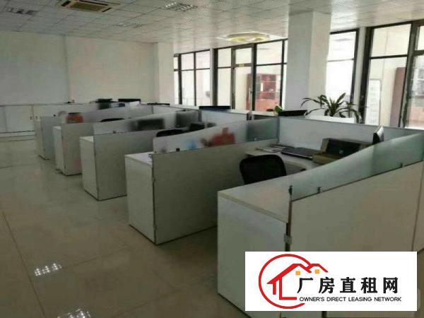 
		东坑镇维智科技园新出楼上3500平方豪华装修免转
	