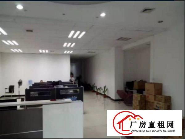 
		桥头山和一楼1100平厂房带现成装修出租，水电齐全
	