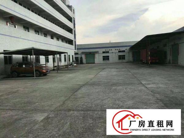 
		桥头镇镇中心空出标准厂房三层现成水电装修3600平
	